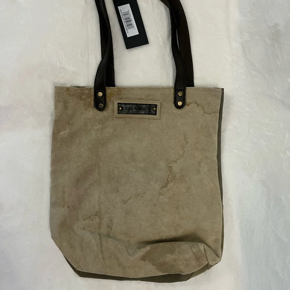 Vintage Addiction Canvas Tote - Picture 4 of 7